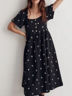 Madewell Daisy Embroidered Lightspun Square-Neck Midi Dress - Medium